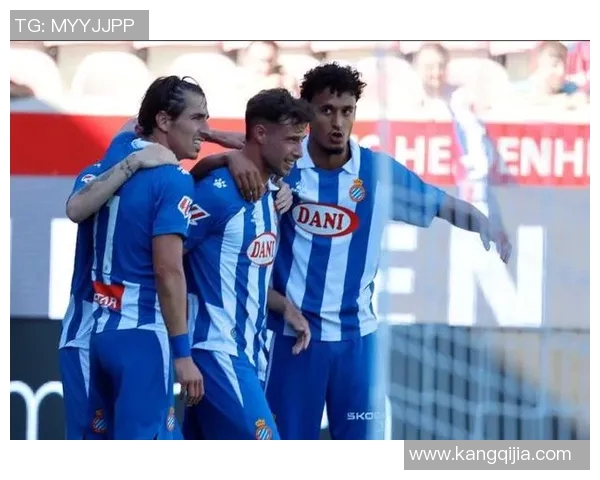 比利亚雷亚尔迎战苏黎世期待精彩对决双方实力较量引人关注