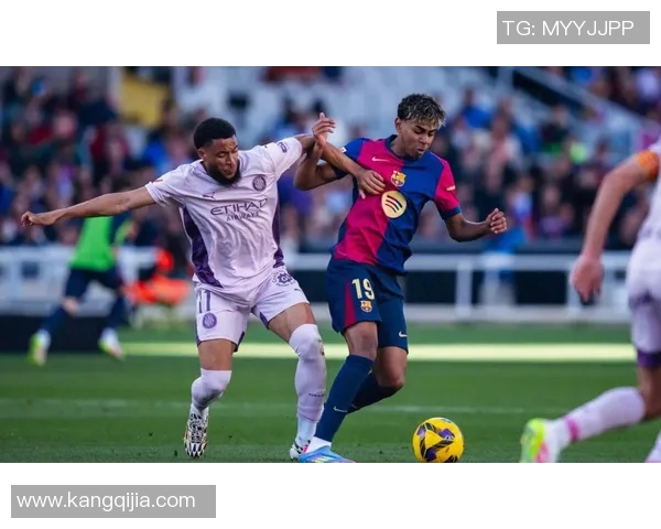 皇马与巴塞经典对决重播回顾精彩瞬间与战术分析 皇马与巴塞经典对决重播回顾精彩瞬间与战术分析