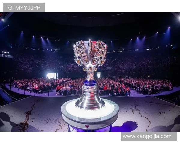 重磅专题:探讨FPX中路选手如何引领战术创新与团队协作新潮流 重磅专题:探讨FPX中路选手如何引领战术创新与团队协作新潮流