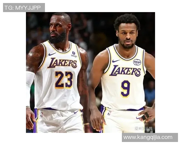 2015至2016赛季湖人与爵士的精彩对决回顾与分析 2015至2016赛季湖人与爵士的精彩对决回顾与分析