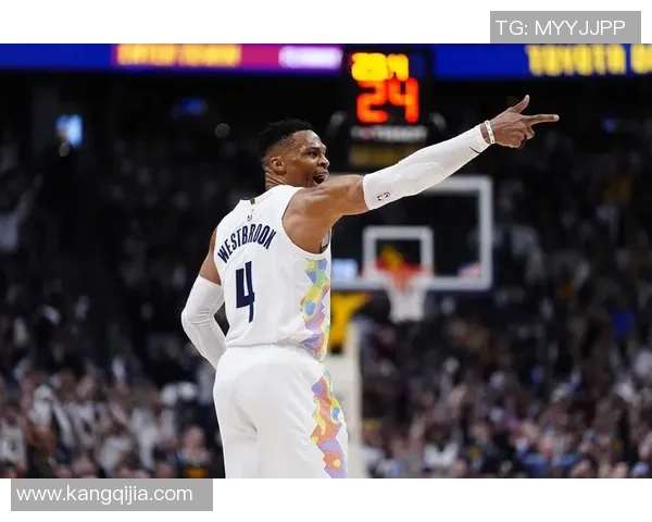 拉塞尔威斯布鲁克如何在NBA赛场上重塑自我与球队价值